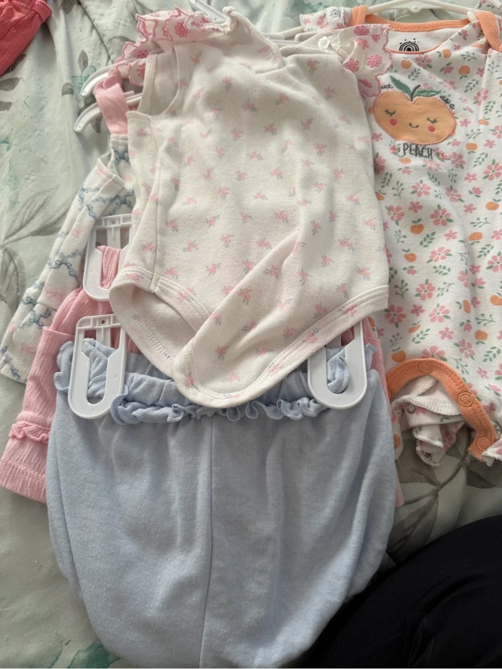 Girls bundle 6-9 months